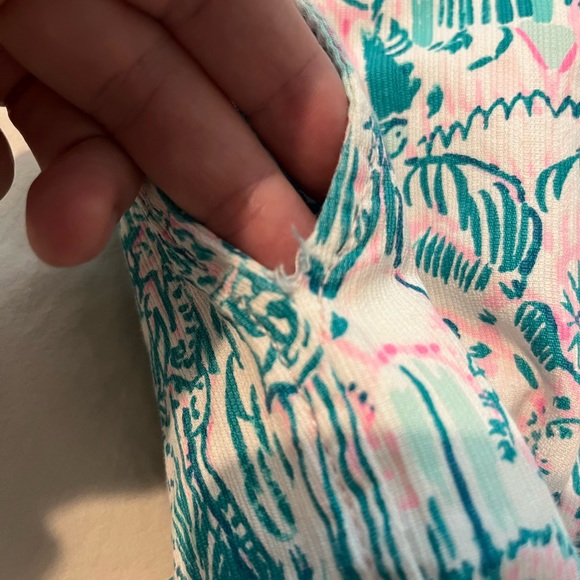 Lilly Pulitzer Men’s shorts 36 - Picture 3 of 3